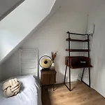 Petites Chambres Renovees 2024 Paris 17E
